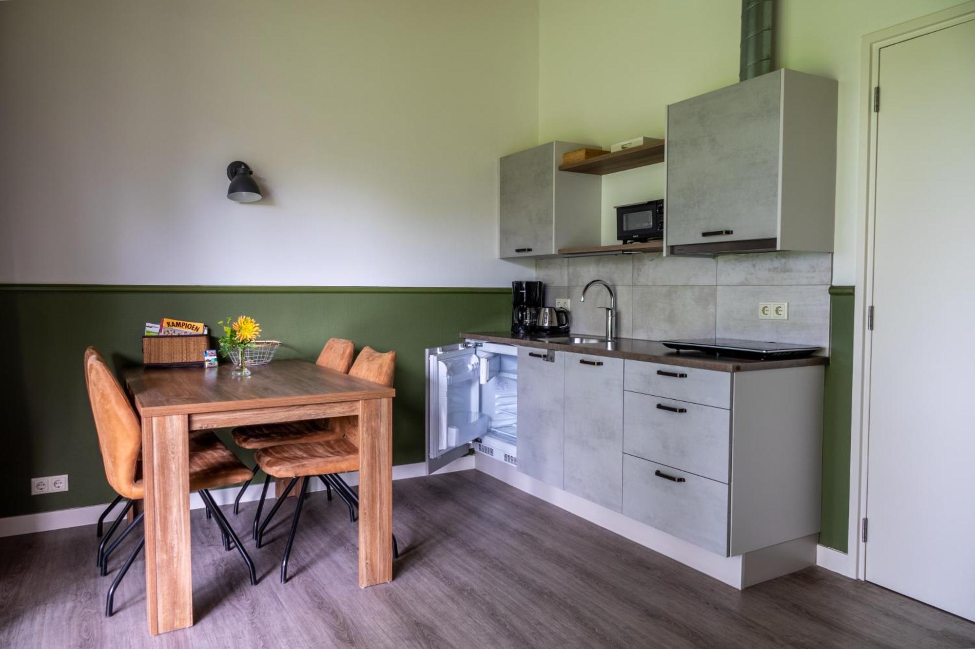 Erve Fakkert Bed and Breakfast Rossum  Exteriör bild
